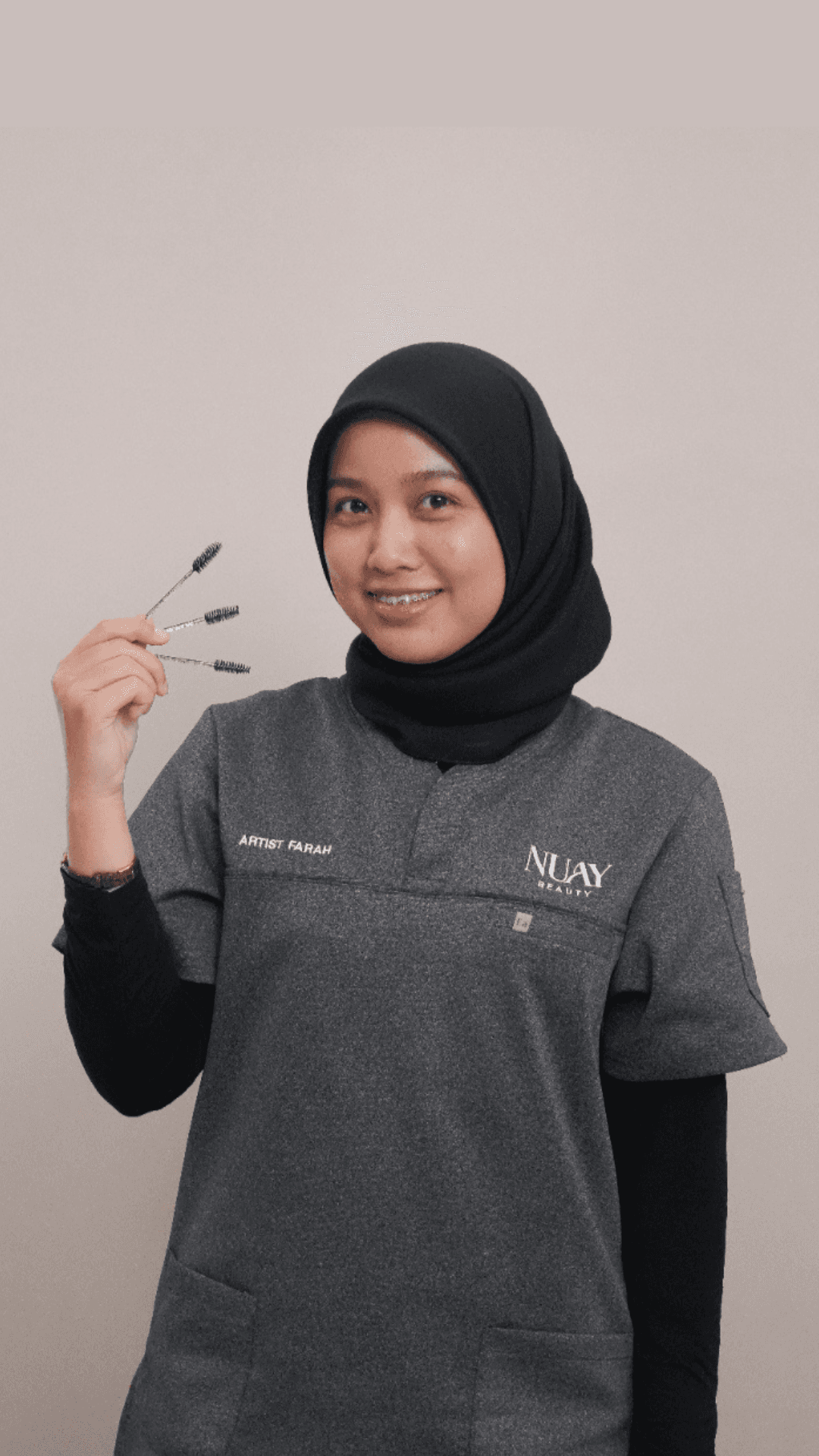 Farah, Senior Artist